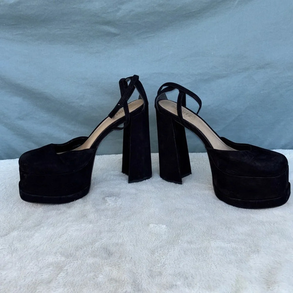 EUC SCHUTZ LUAN Women’s Shoes Black Velvet Platform Pumps Size 8.5 - Picture 2 of 7